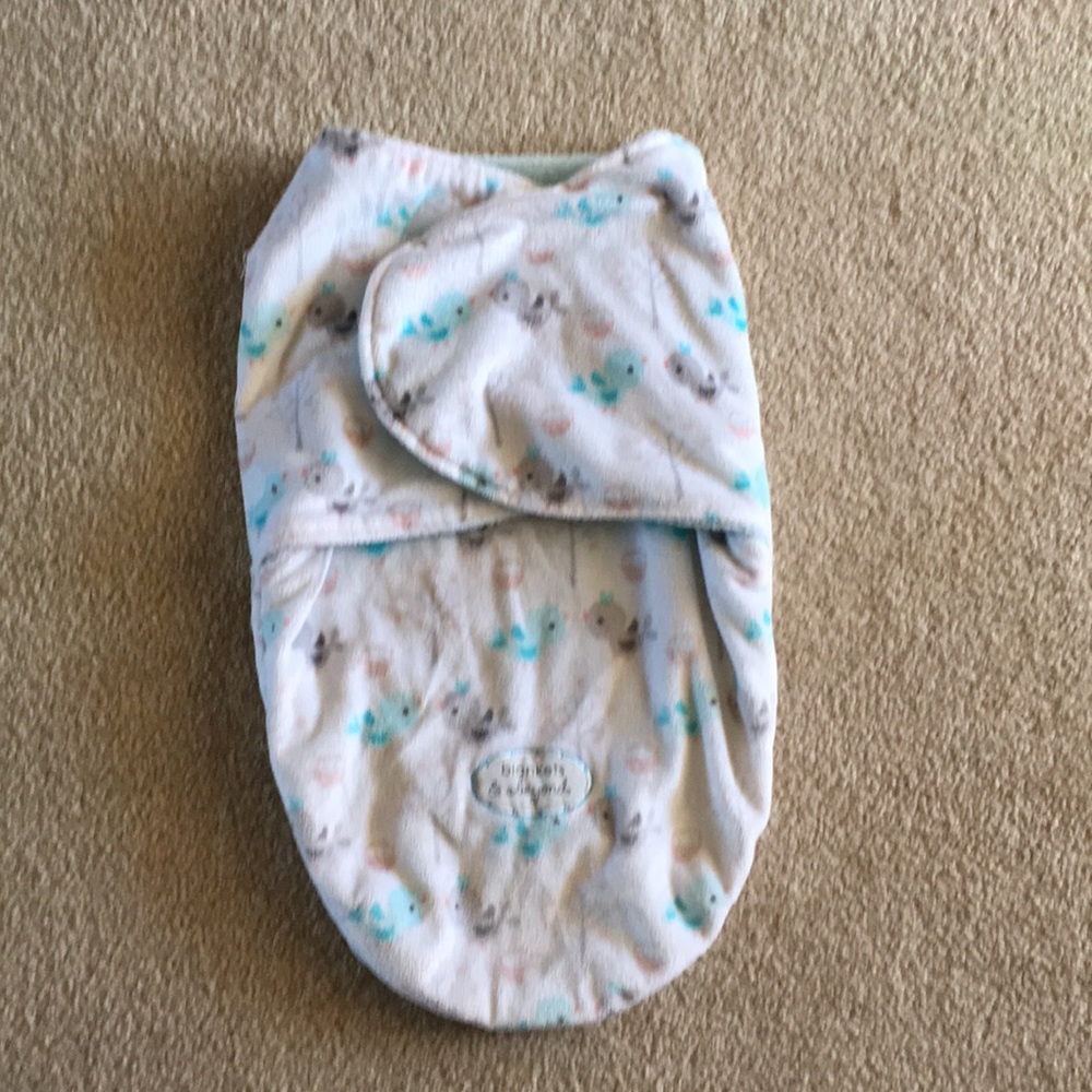Blankets and beyond baby swaddle blanket